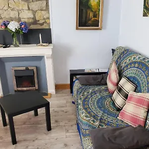 Appartement Cosy T2 aux pierres apparentes avec cheminée, Crozon